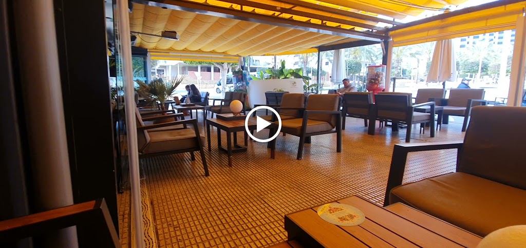 Yorko's Gastrobar — Ambiente