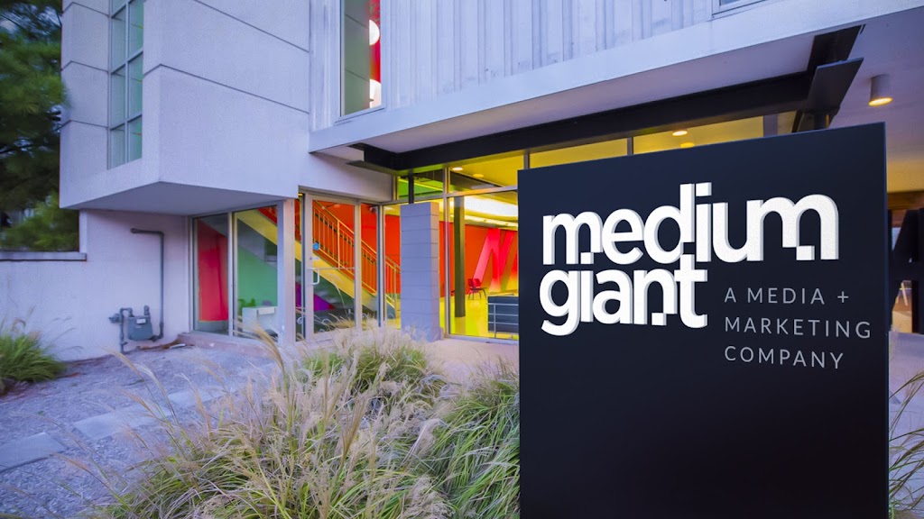 Medium Giant