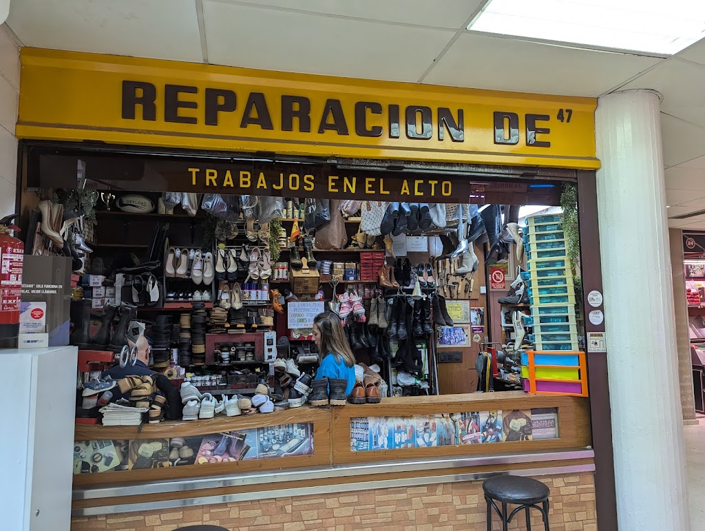 Reparacion de calzado Manzano. Tercera generacion de maestros zapateros