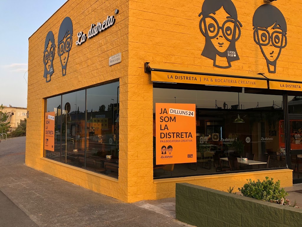 La Distreta - Pa i Bocateria Creativa