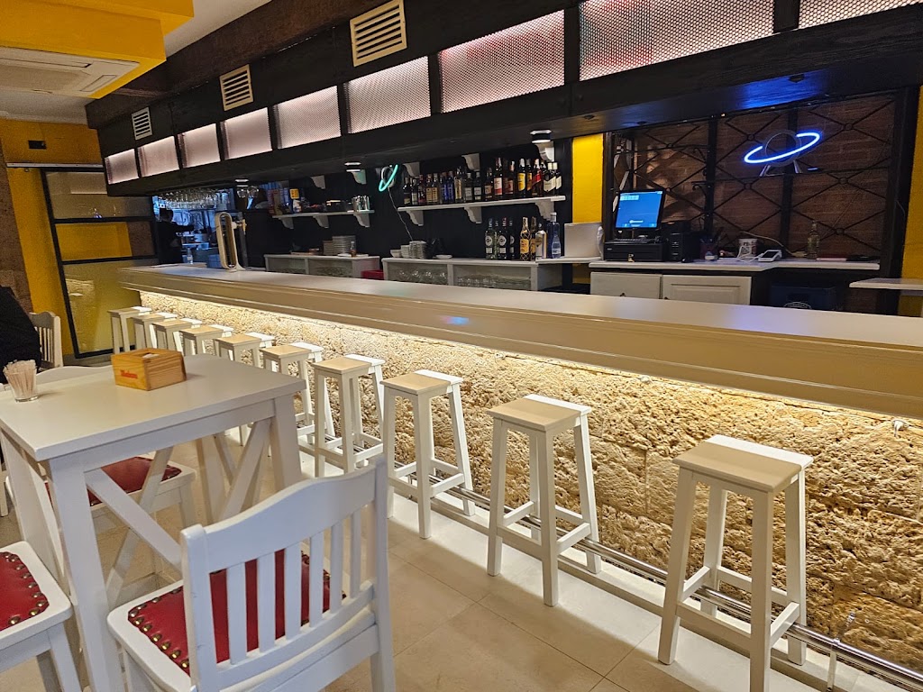 Milenium Cafe - Bar Villarrobledo — Ambiente
