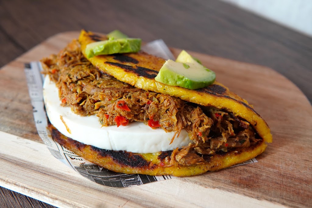 Budarepazo — Comida y bebida