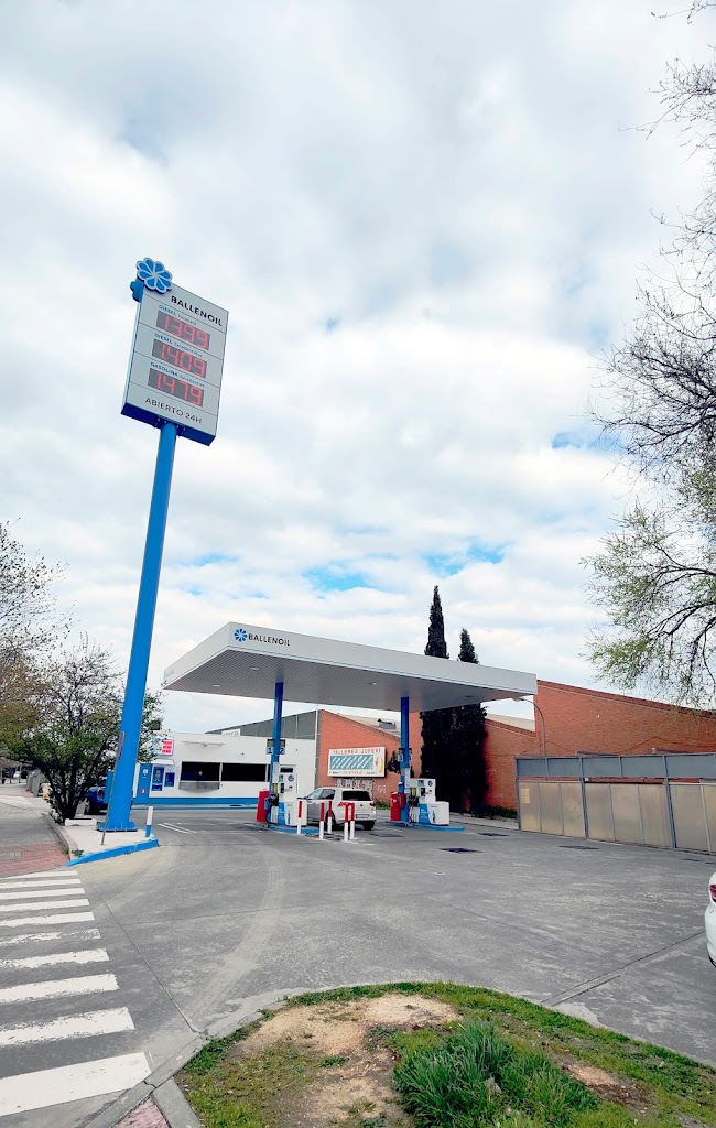 Ballenoil Torrejon de Ardoz III
