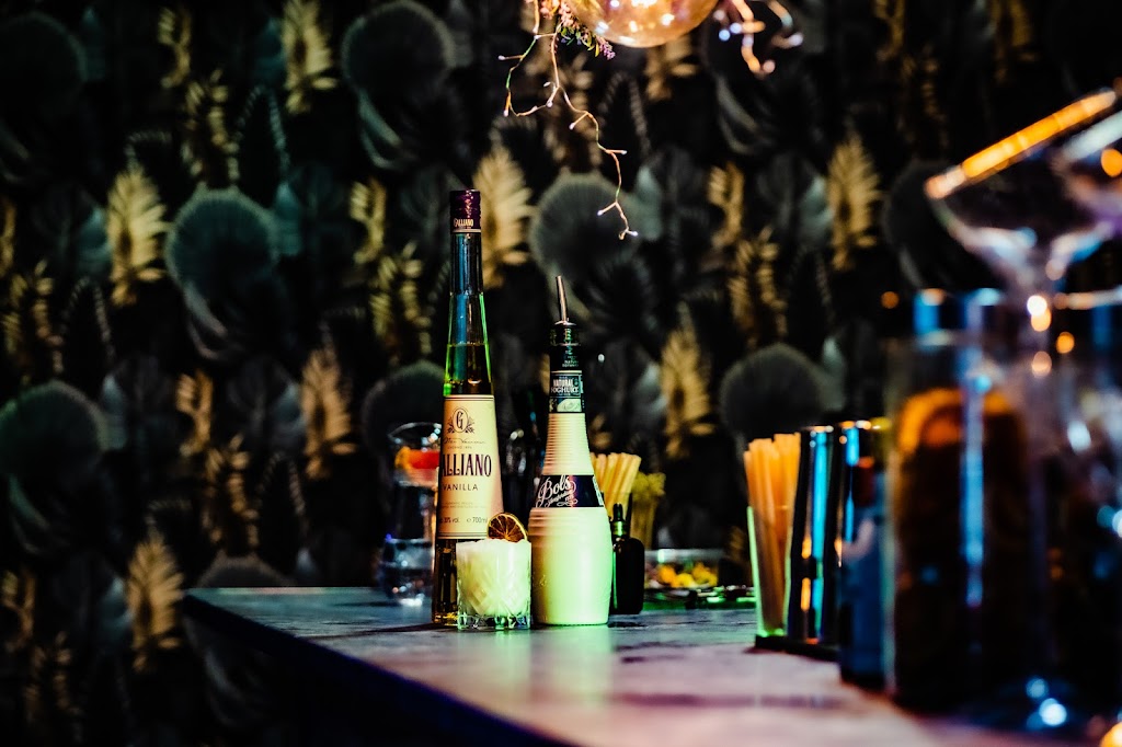 santaleya lounge bar