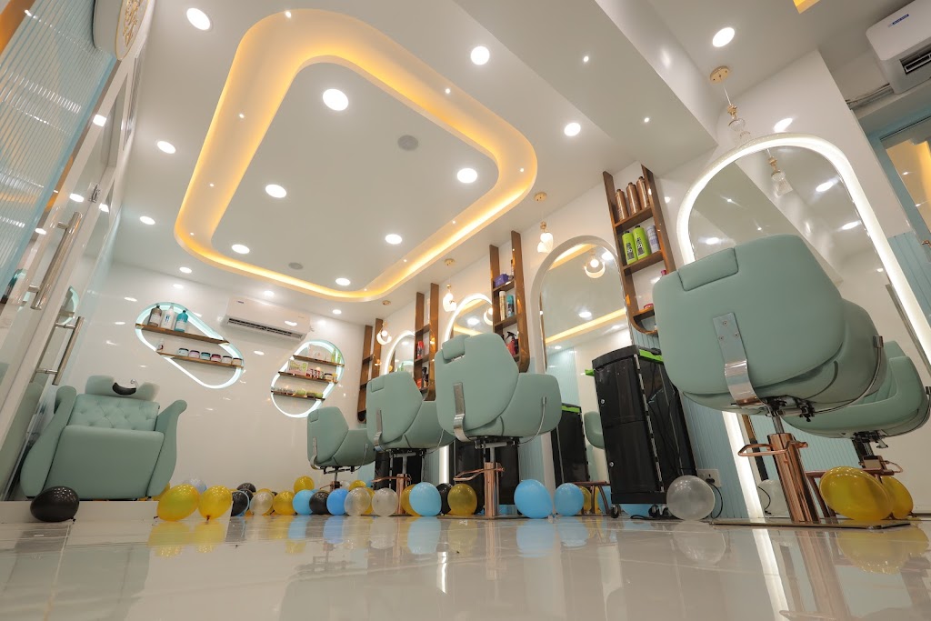 The Crown Family Salon L Oreal Professionnel