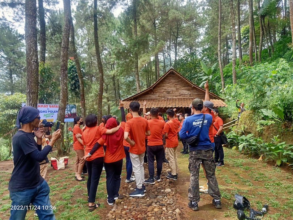 Cadas Poleng Rest Area