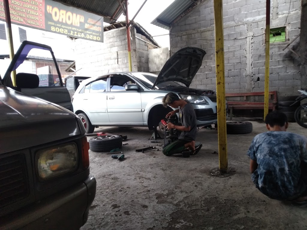Bengkel moro "pintu dan kaki'