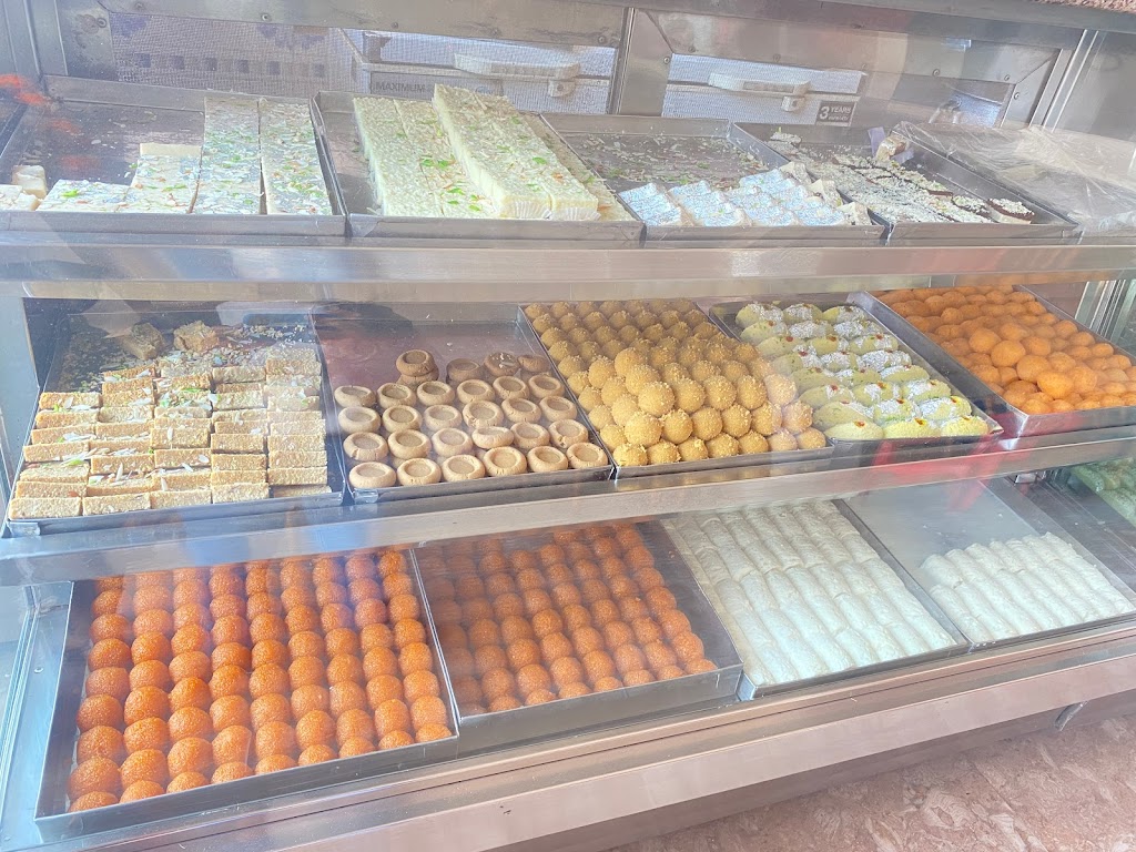 Om Priya Misthan Bhandar