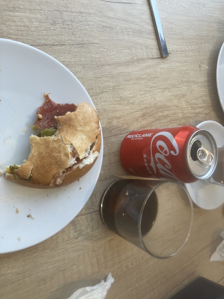 Cafeteria La Pausa — Mas recientes