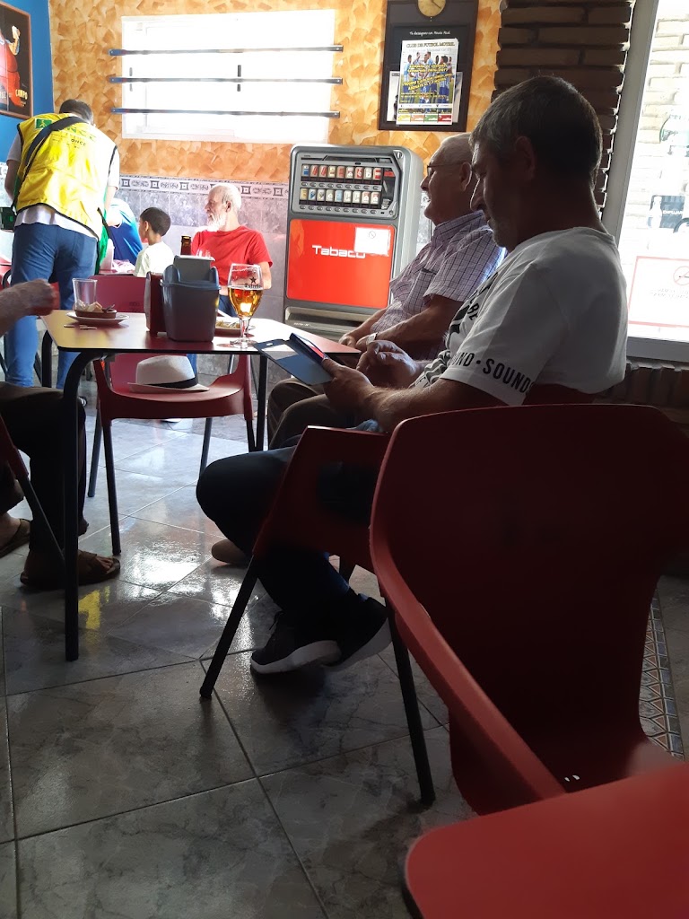 Cafe Bar Atenas — Ambiente