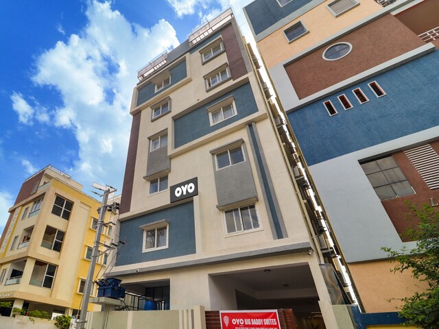 Super Oyo Flagship Big Daddy Suites