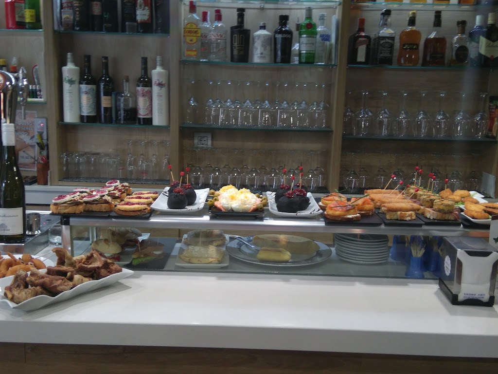 Bar Atxebeko — Comida y bebida