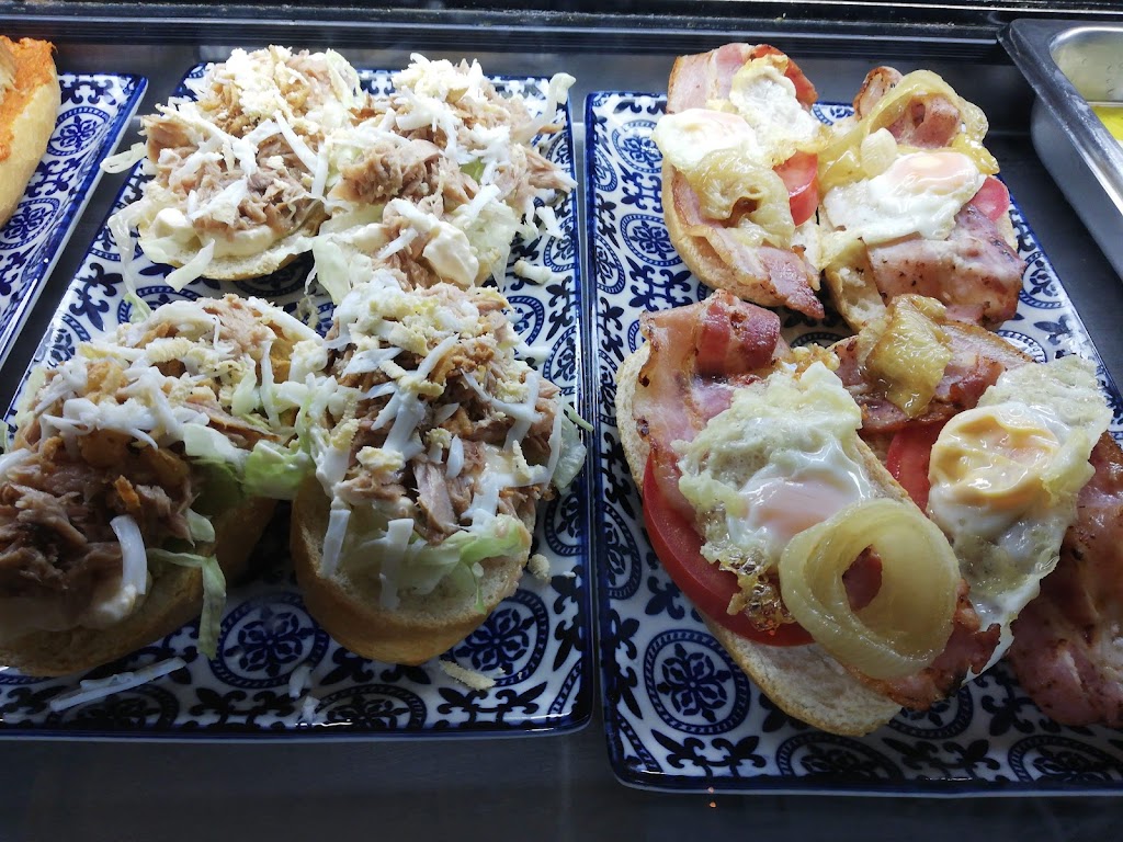 Bar Cassia — Comida y bebida