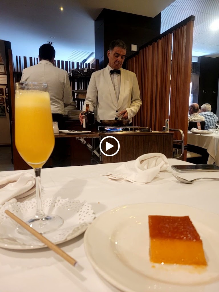Restaurante Ribera del Rio Mino — Videos