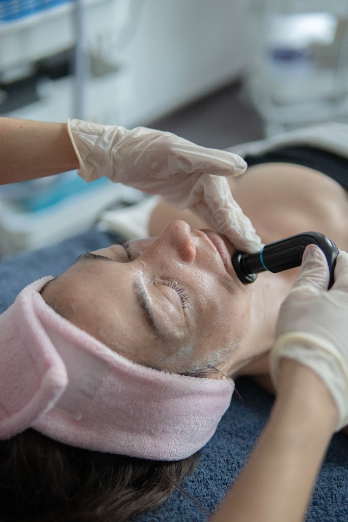 DONA by Noemi Herrera