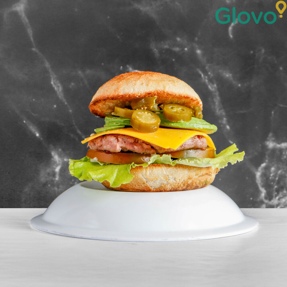 Tip Top Hamburgueseria Portugalete — Comida y bebida