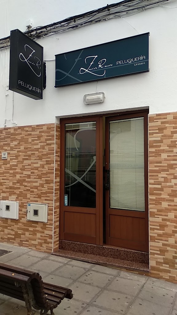 Zeneida Romero Peluqueria — Exterior