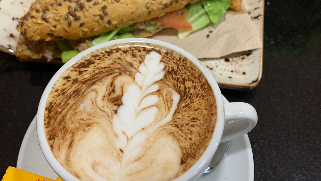 Espai Cafe — Comida y bebida