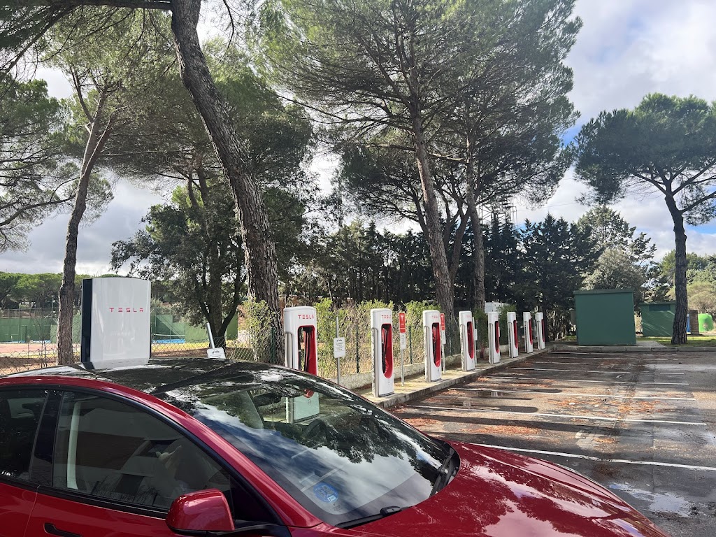 Tesla Supercharger