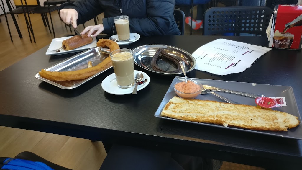 Churrova — Comida y bebida