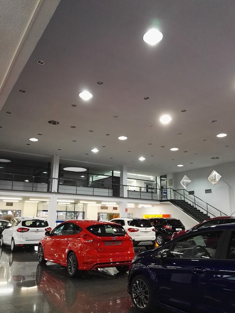 Concesionario Oficial Ford | Movilsa — Interior