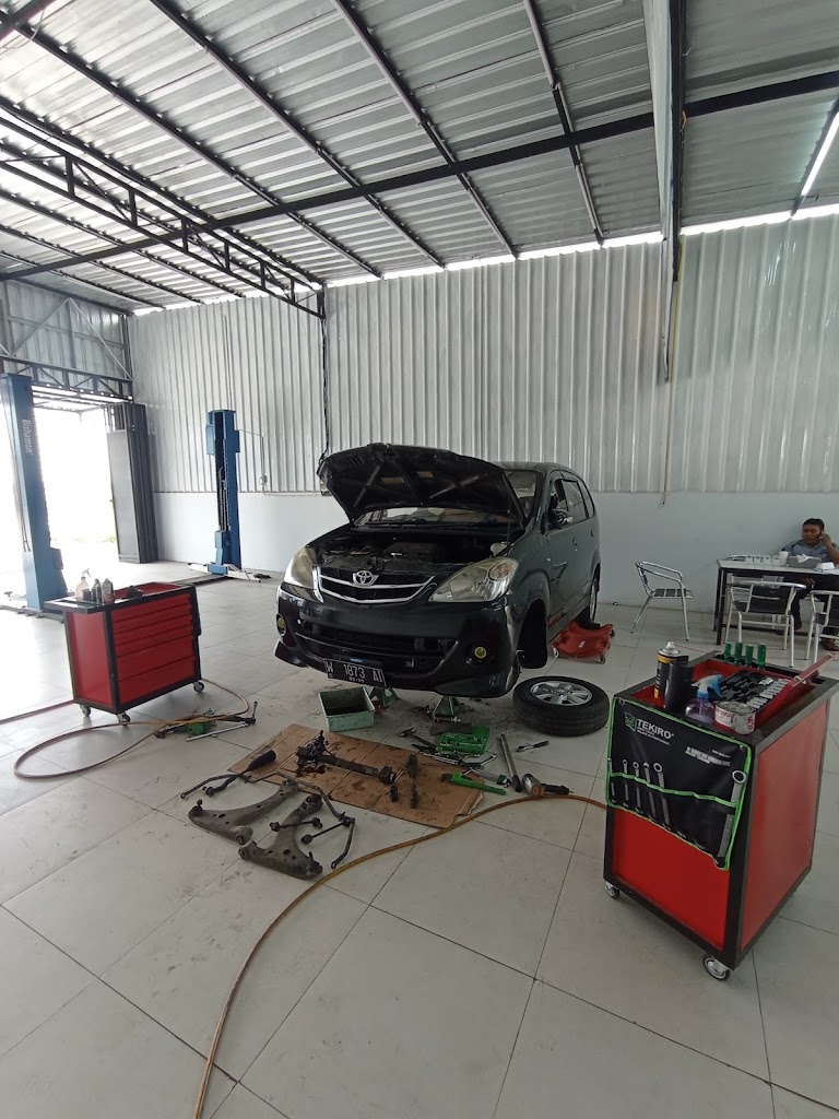 Bengkel mobil anjangsono_2