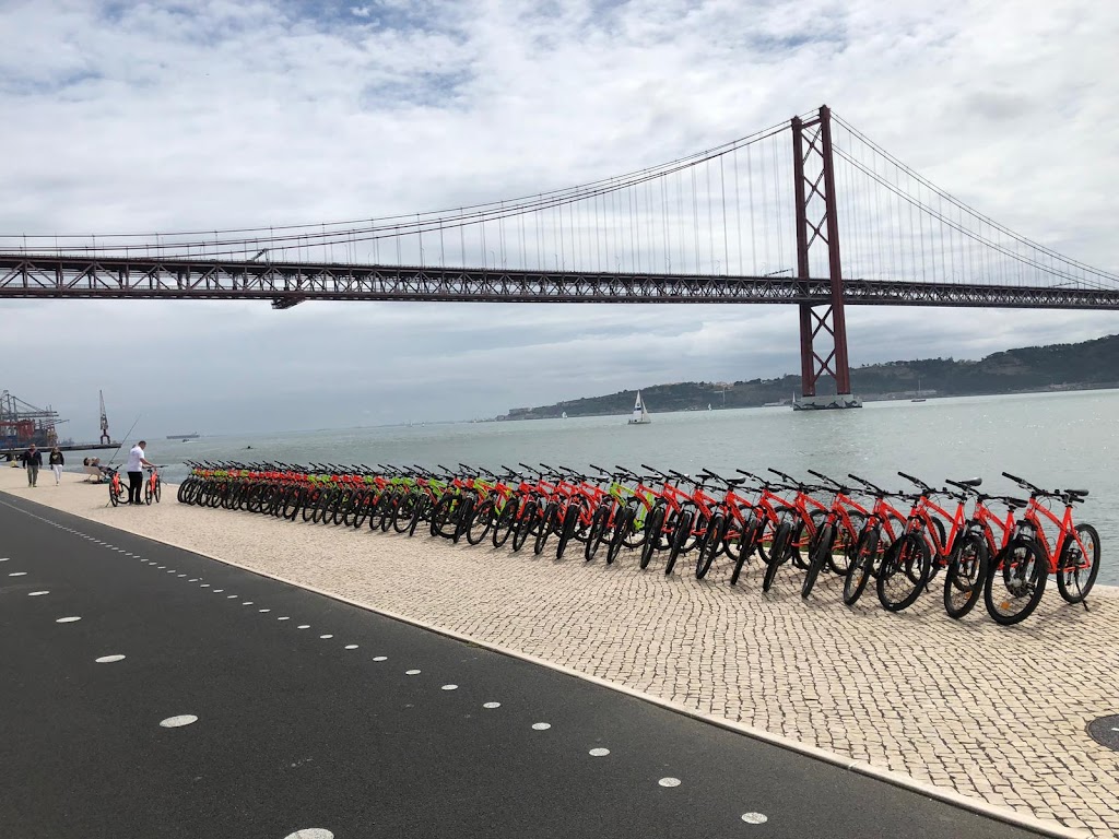 Tomorrow's Adventure em Cascais