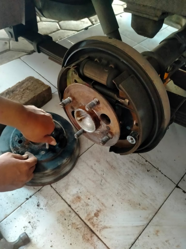PUTRA MOTOR