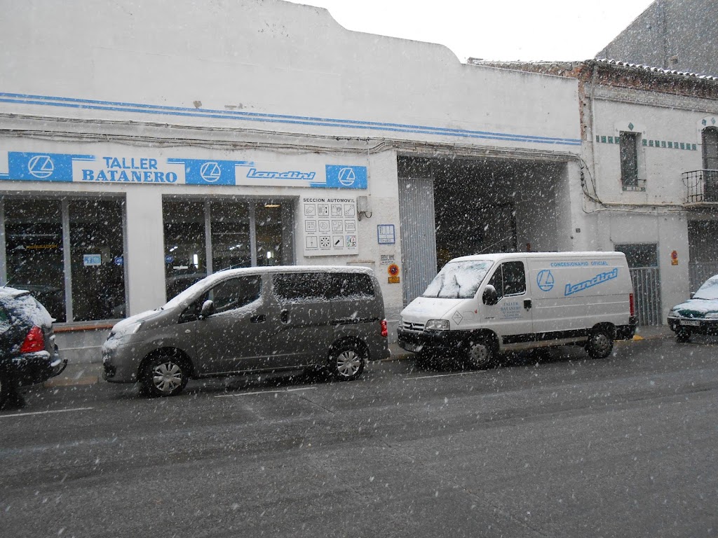 Tractores Agricolas forestal motosierras maquinas jardineria Husqvarna Alcaniz