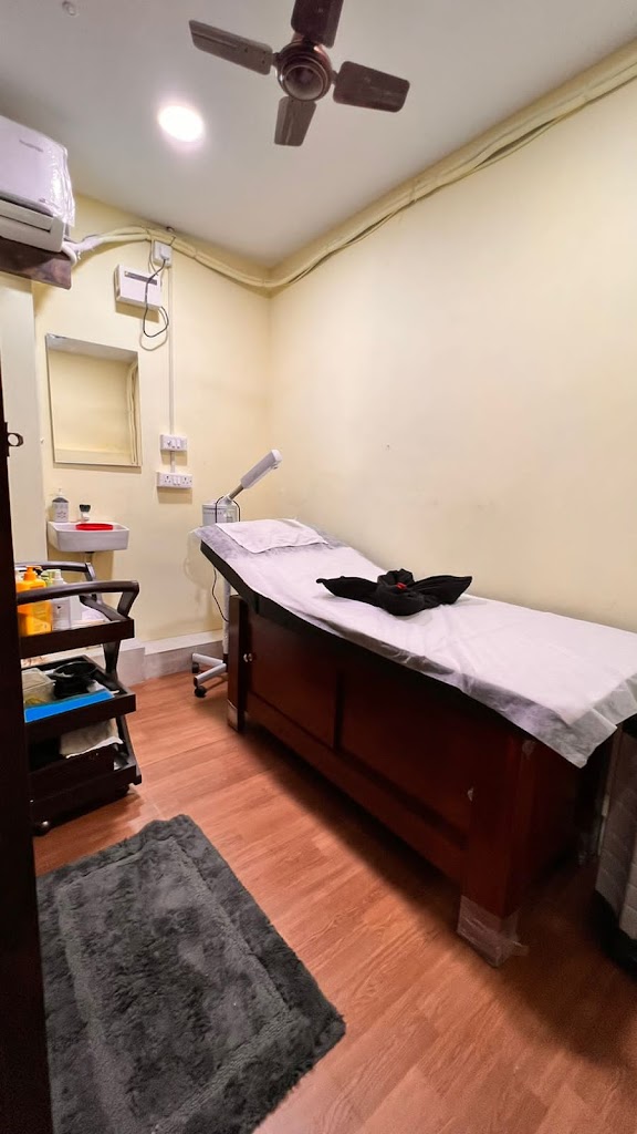 S Blossom Family Salon