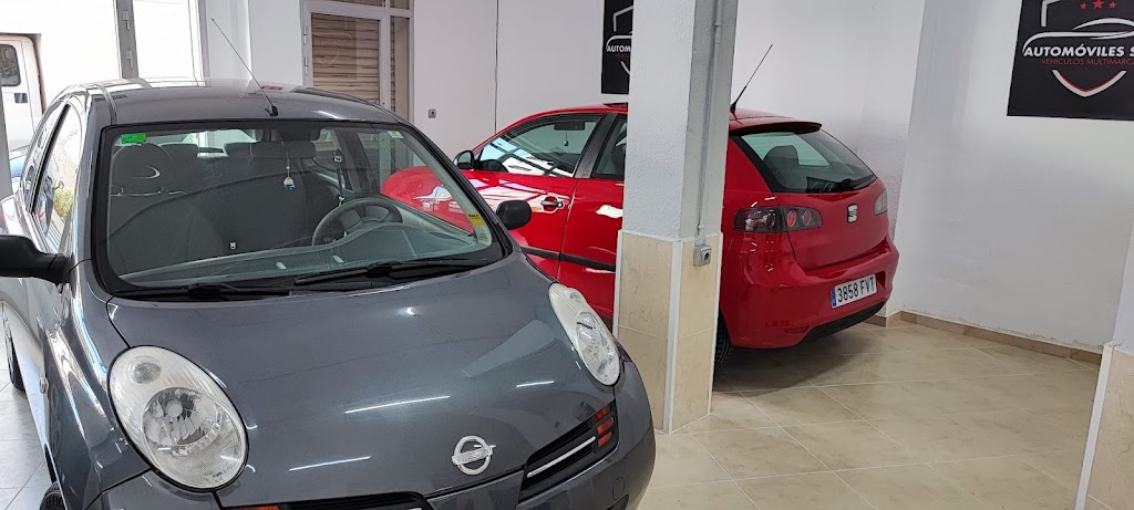 Automoviles Sule — Interior