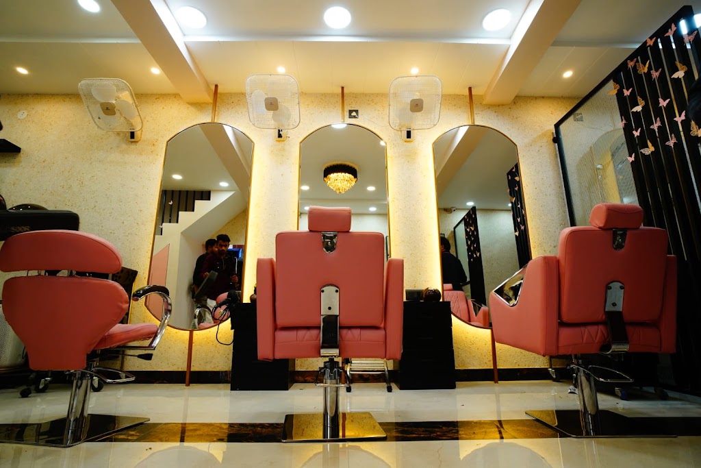 Best Beauty Salon Makeup Artist Hair Stylist Skin Salon In Saharanpur