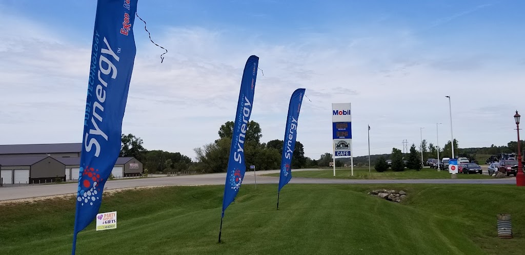  Addison Station Mobil & Cafe