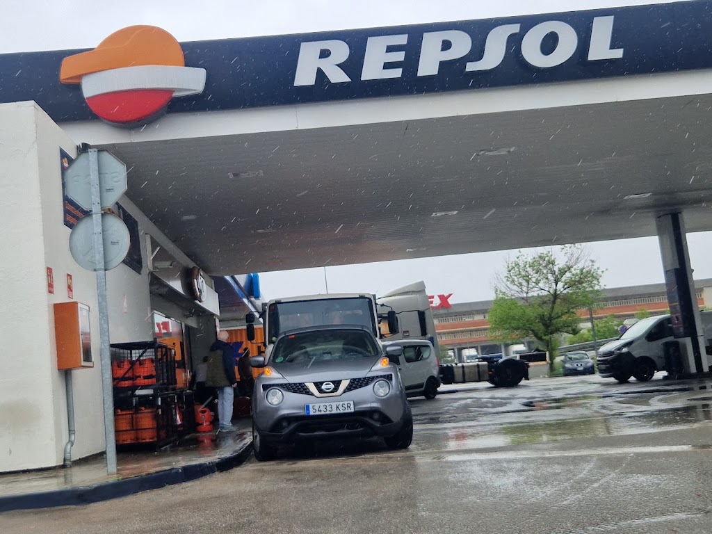 Estacion de Servicio Repsol — Estacion de servicio