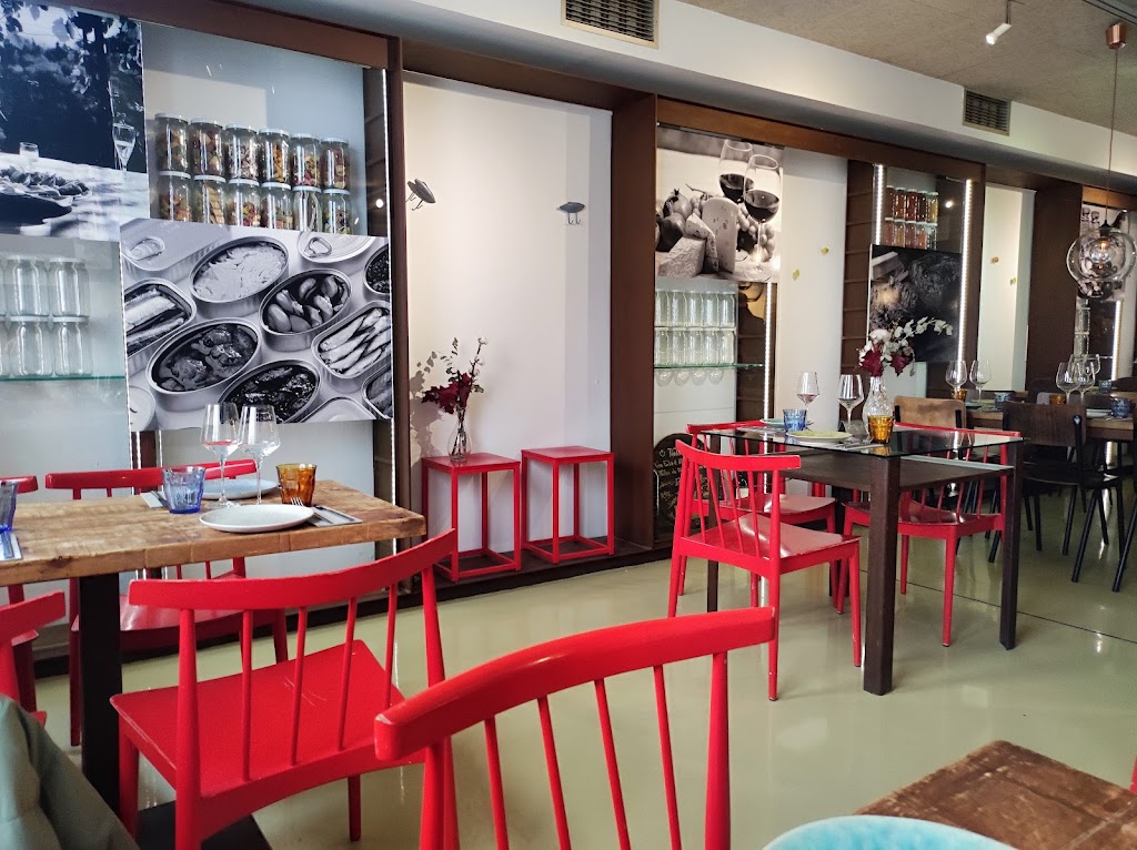 La Picara Gastroteca — Ambiente