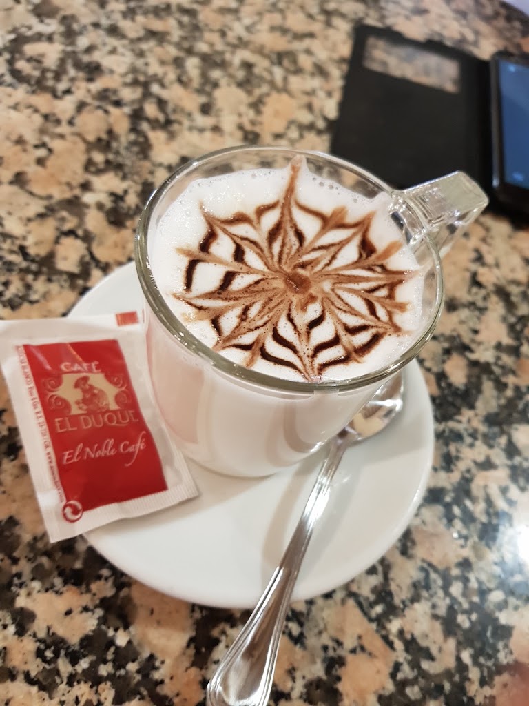 Estacion de Trenes y cafeteria De La Estacion — Cafe