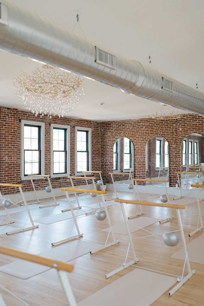  ALIGN BARRE & FITNESS