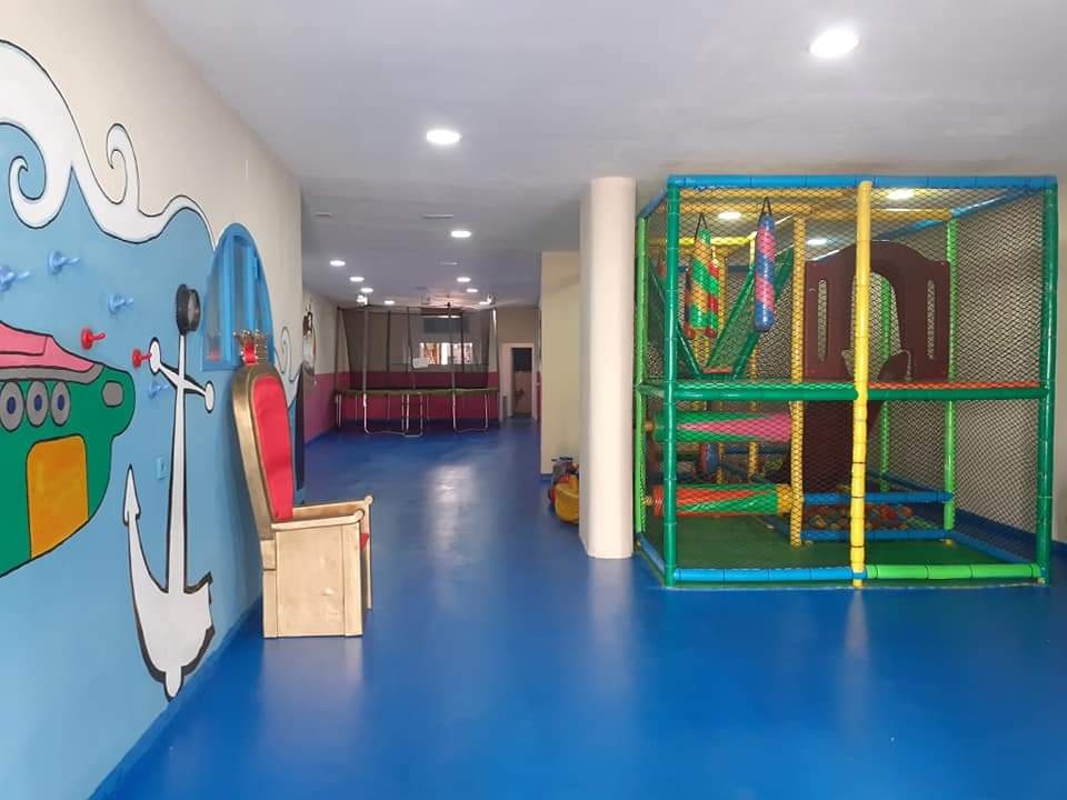 Tragaviento, Local de Celebraciones