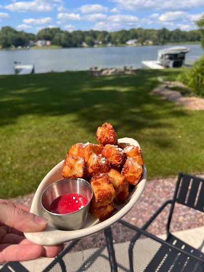  Waller's on the Lake