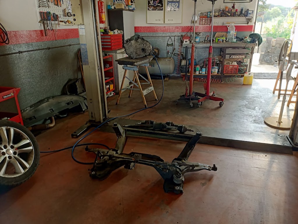 TALLER PM E HIJOS — Interior