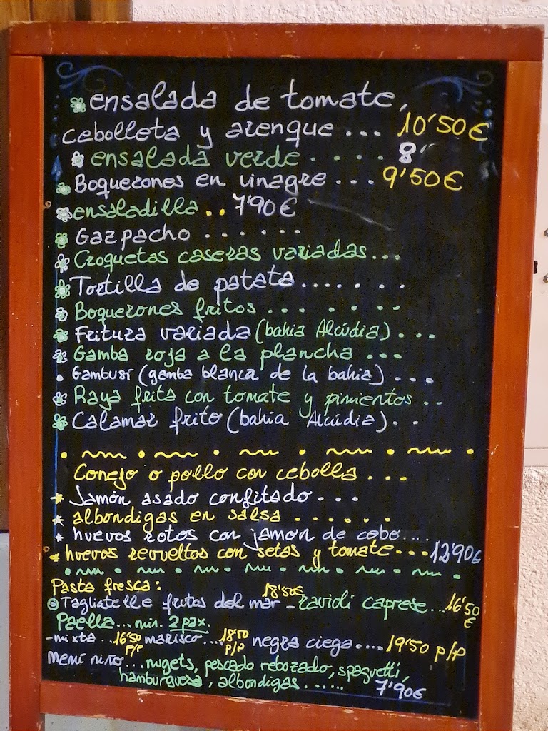 Es Variat Restaurante. El Barquito de Sonia — Carta