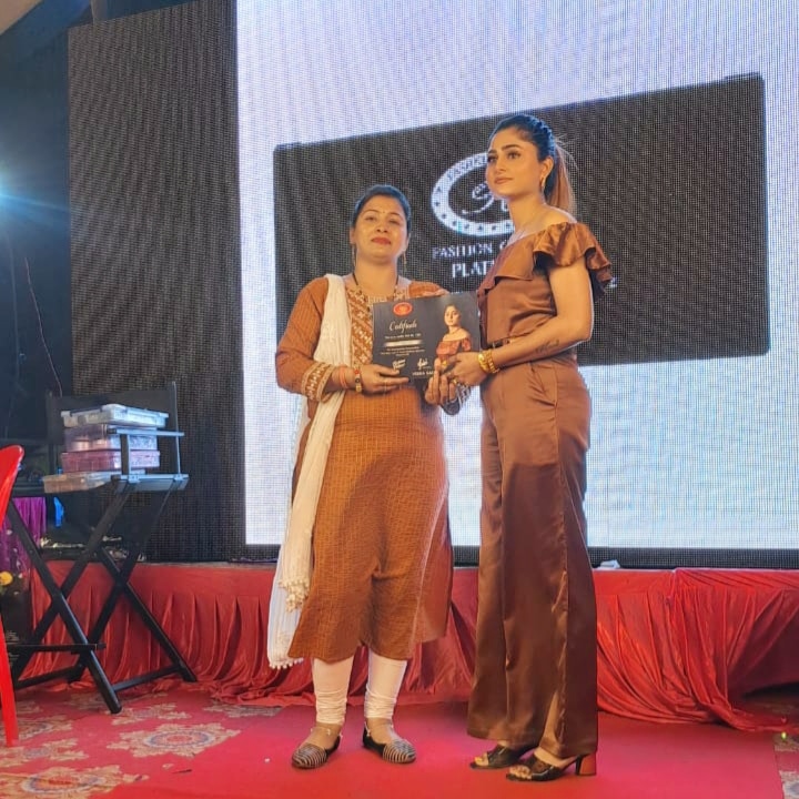 Shriin Shrasti Beauty Makeover Nehru Smarak Mandla