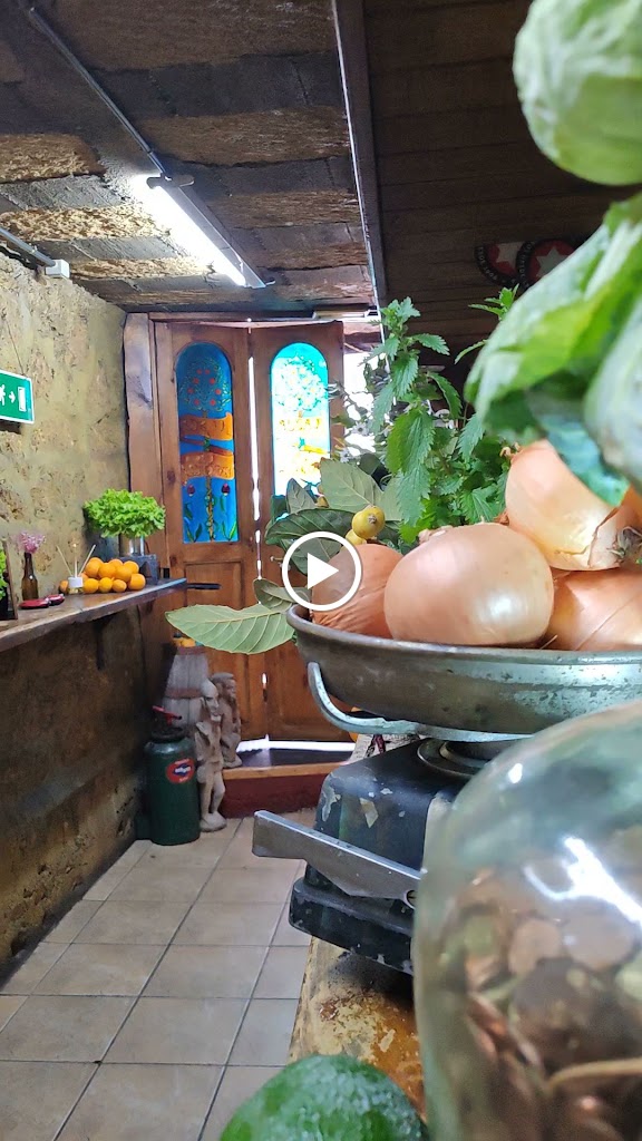 Tasca La Tanquilla — Videos