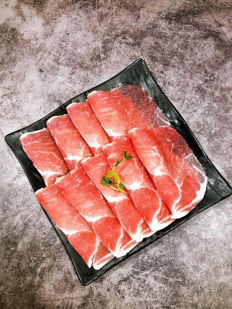 牧川鍋物(肉品 · 蔬菜 · 鍋物吃到飽） 的照片