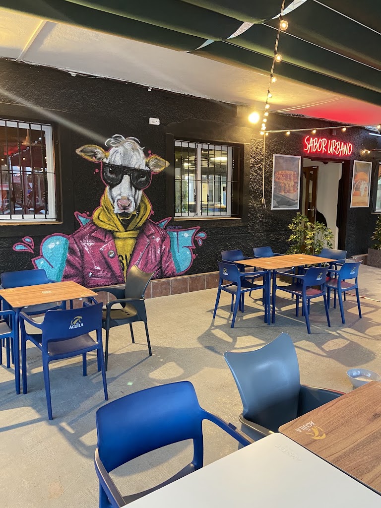 Sabor Urbano — Ambiente
