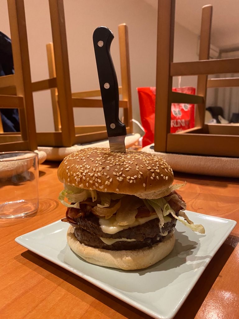Restaurant La Llar del pa — Hamburguesa