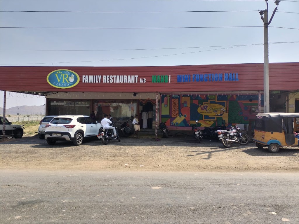 Vr Grand Family Restaurant Mini Function Hall