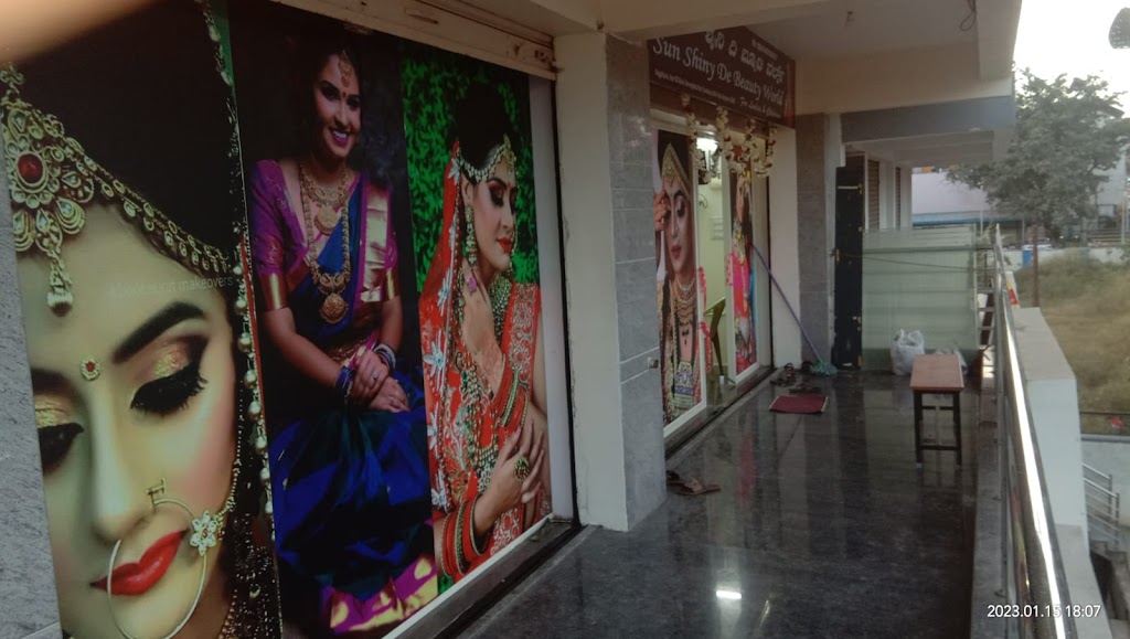 Sun Shiny De Beauty World