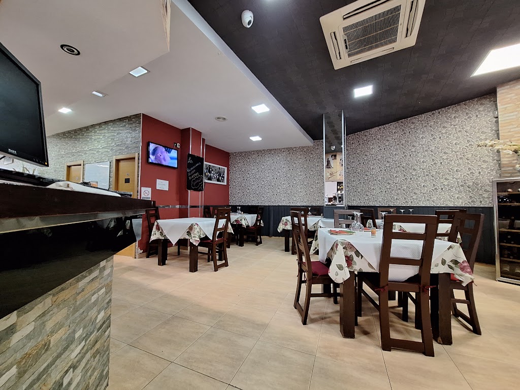 Restaurante Val Do Lourina Taperia — Ambiente