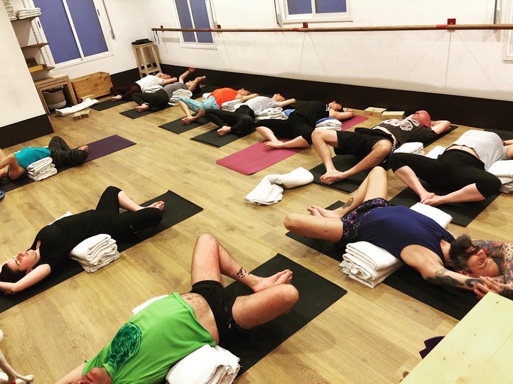 Escuela de Yoga Montsia — Yoga